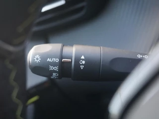 Peugeot 208 – thumbnail 16