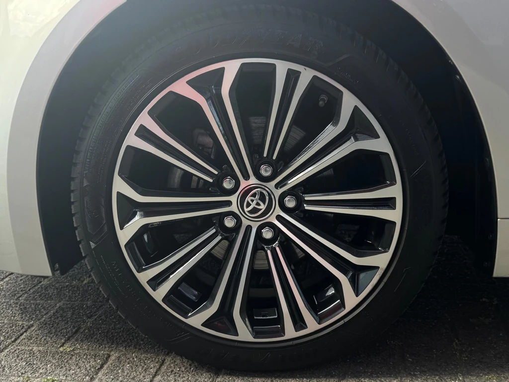 Toyota Corolla Touring Sports – foto 8