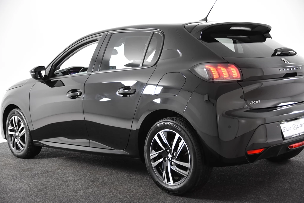 Peugeot 208 – foto 9