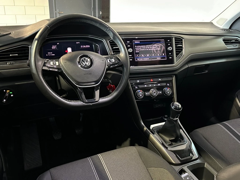 Volkswagen T-Roc – foto 18