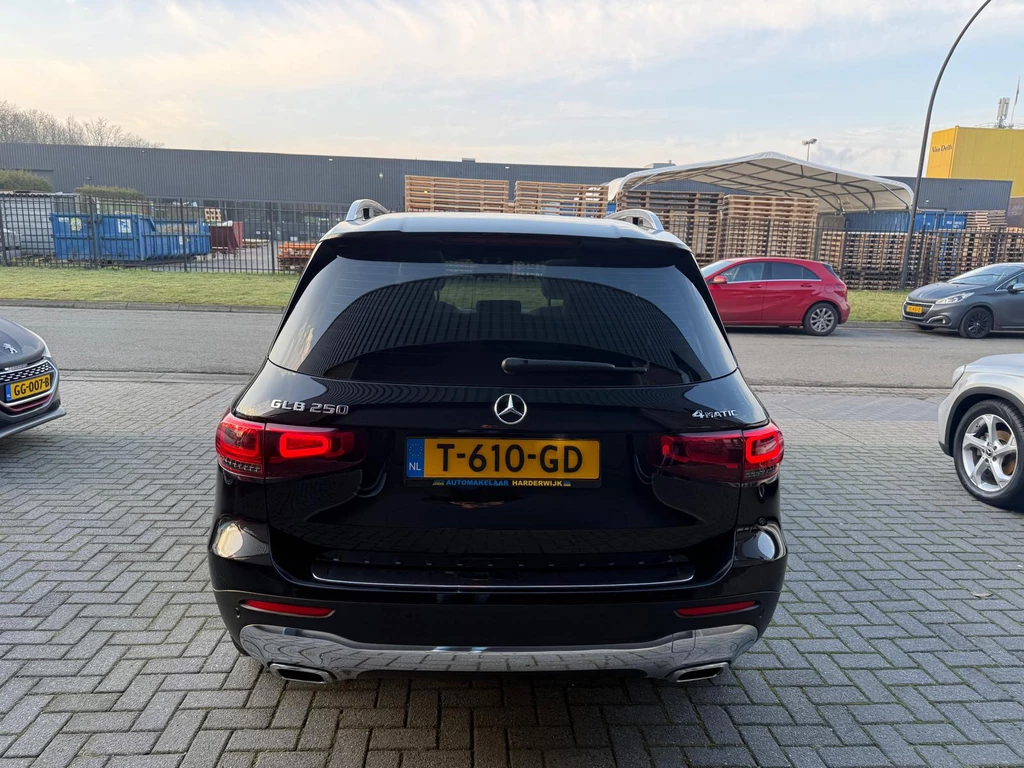 Mercedes-Benz GLB – foto 6