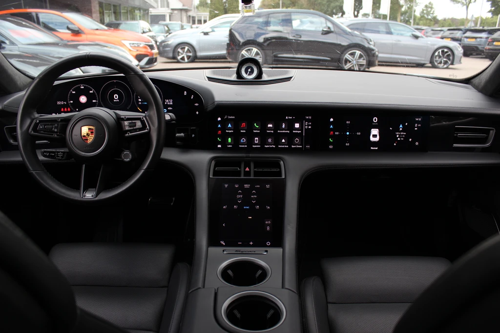Porsche Taycan – foto 10