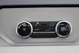 Ford Tourneo Custom – thumbnail 32