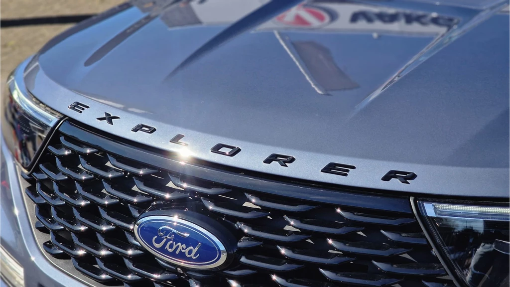 Ford Explorer – foto 13