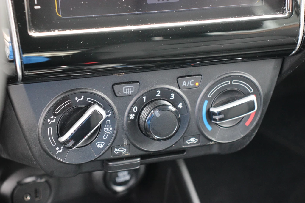 Suzuki Swift – foto 21