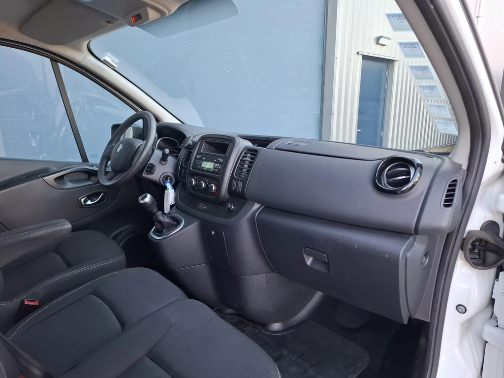 Renault Trafic – foto 30