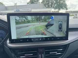 Ford Kuga – thumbnail 18