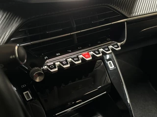 Peugeot 208 – thumbnail 9