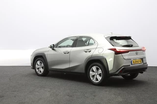 Lexus UX – thumbnail 4