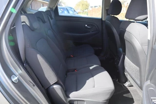 Kia Carens – thumbnail 55