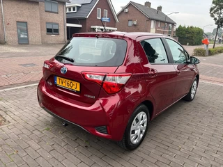 Toyota Yaris – thumbnail 5
