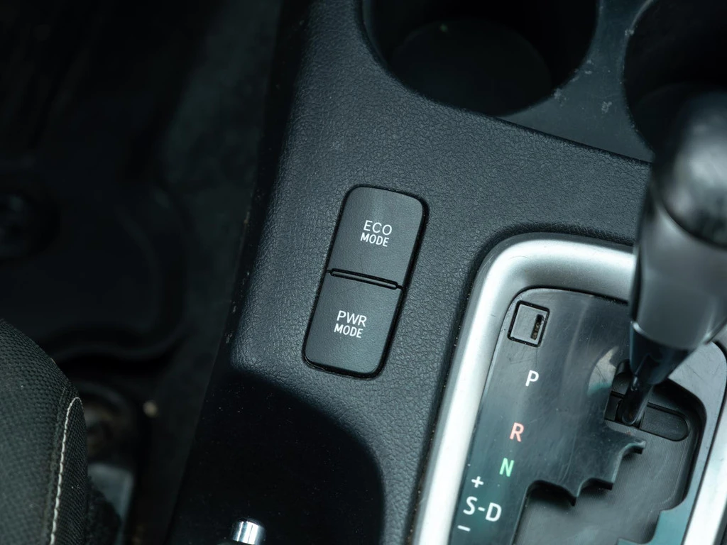 Toyota Hilux – foto 28