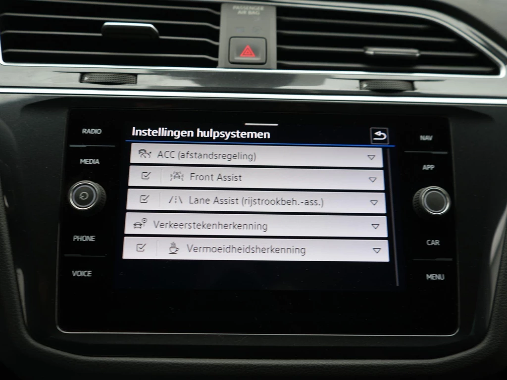 Volkswagen Tiguan – foto 28