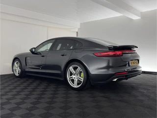 Porsche Panamera – thumbnail 2