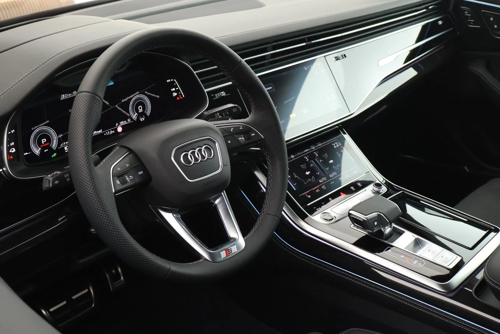Audi Q8 – foto 8