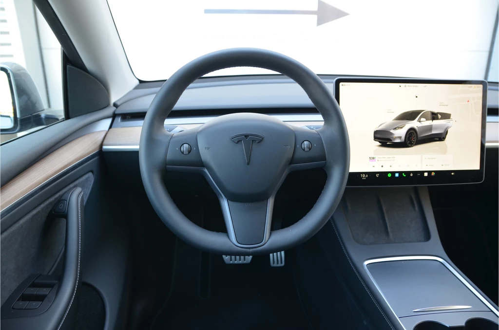 Tesla Model Y – foto 14