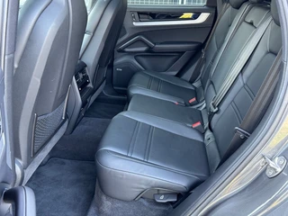 Porsche Cayenne – thumbnail 23
