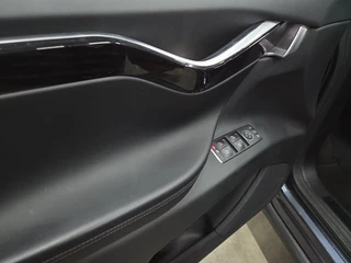 Tesla Model X – thumbnail 37