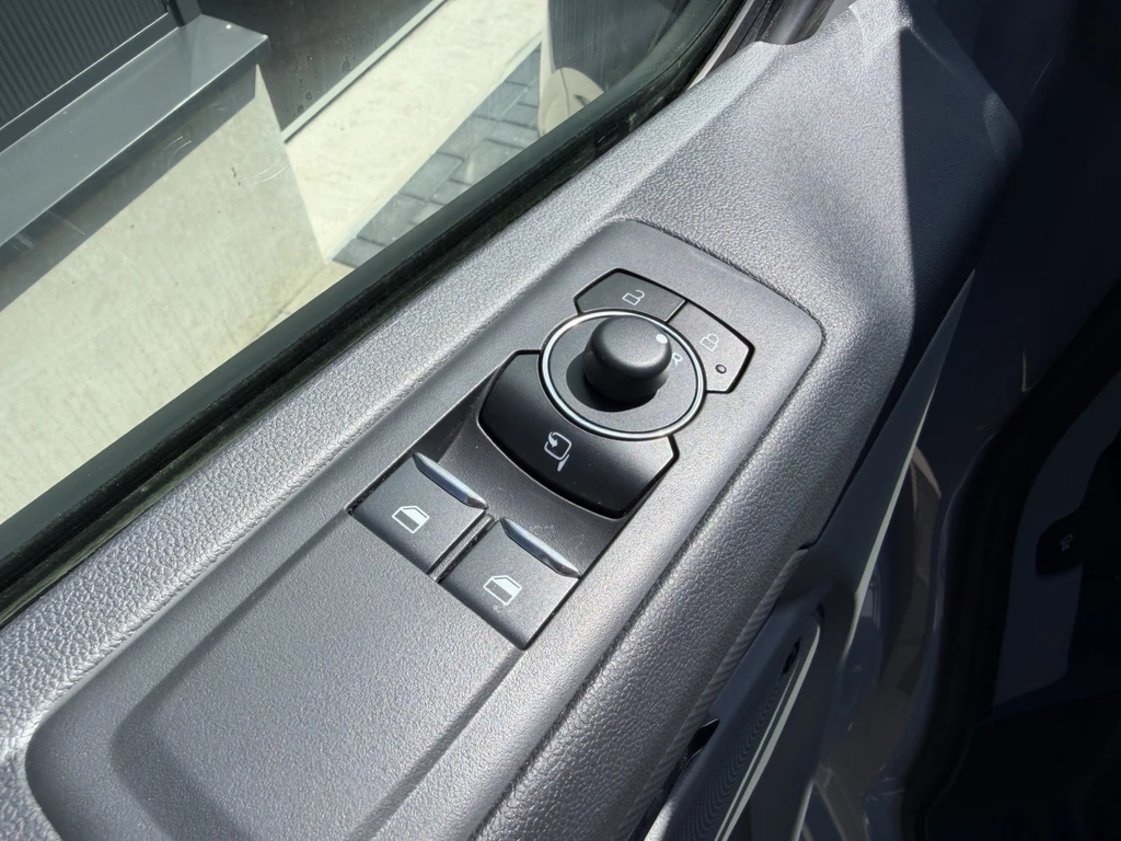 Ford E-Transit Custom – foto 11