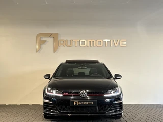 Volkswagen Golf – thumbnail 8