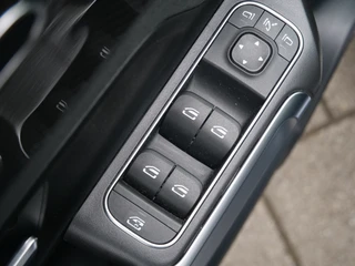 Mercedes-Benz GLB – thumbnail 32