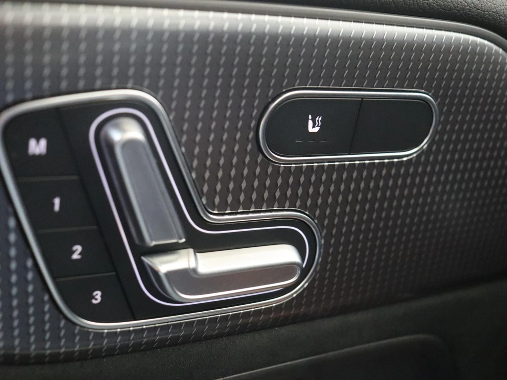 Mercedes-Benz EQA – foto 30