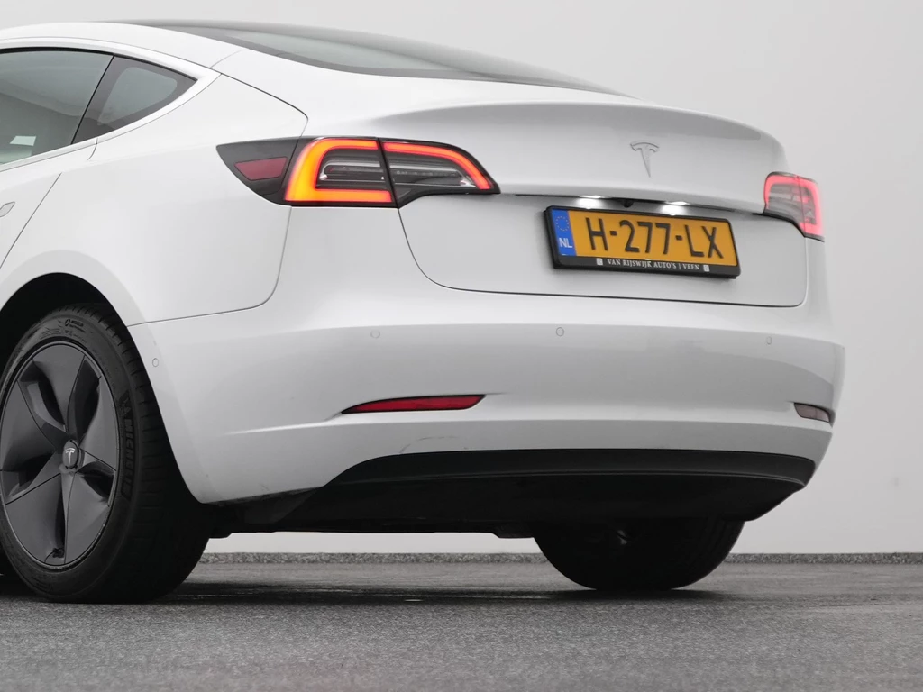 Tesla Model 3 – foto 5