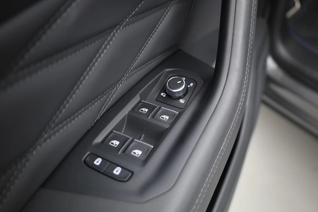 Volkswagen Touareg – foto 15