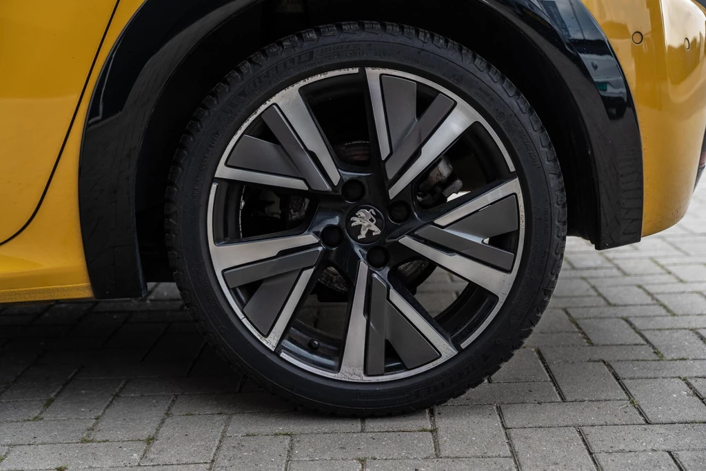Peugeot 208 – foto 19
