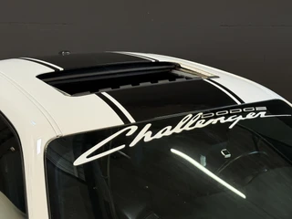 Dodge Challenger – thumbnail 31