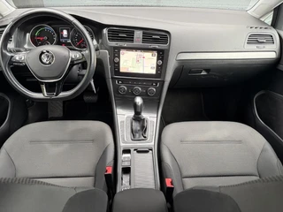 Volkswagen e-Golf – thumbnail 9