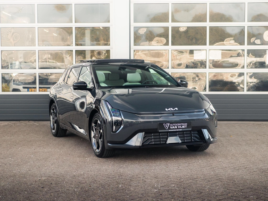 Kia EV4 – foto 10