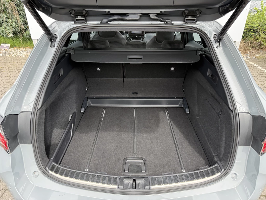 Toyota Corolla Touring Sports – foto 29