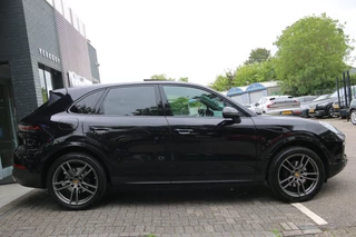 Porsche Cayenne – thumbnail 3