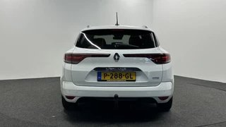 Renault Megane E-Tech – thumbnail 4