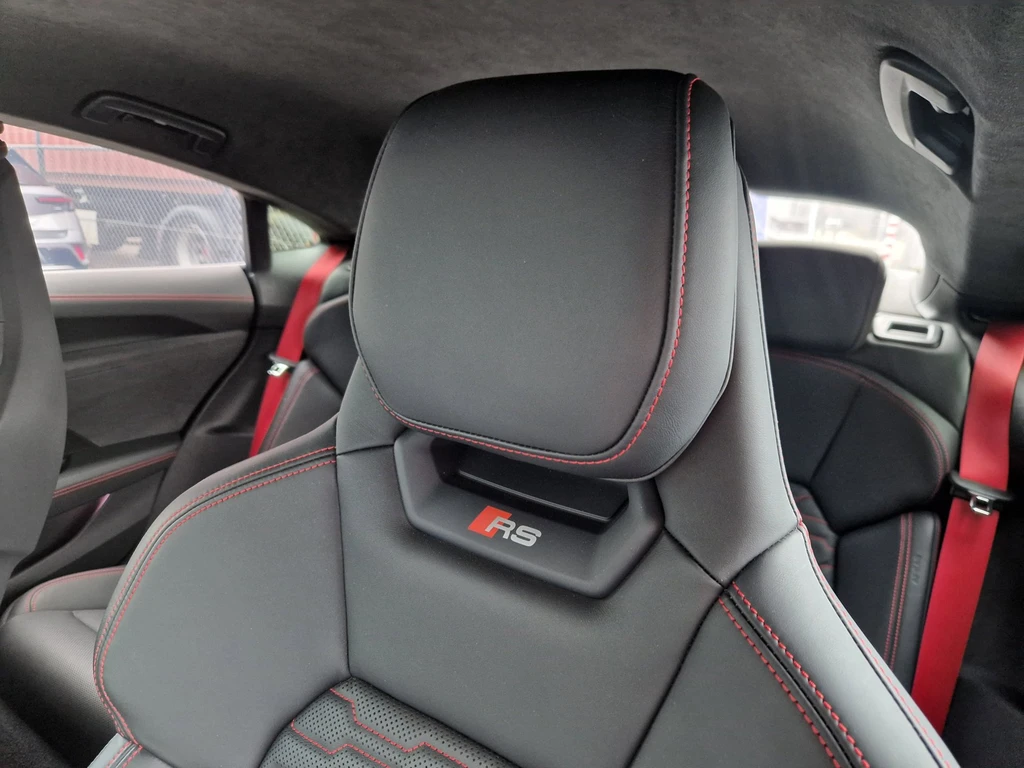 Audi e-tron GT – foto 10