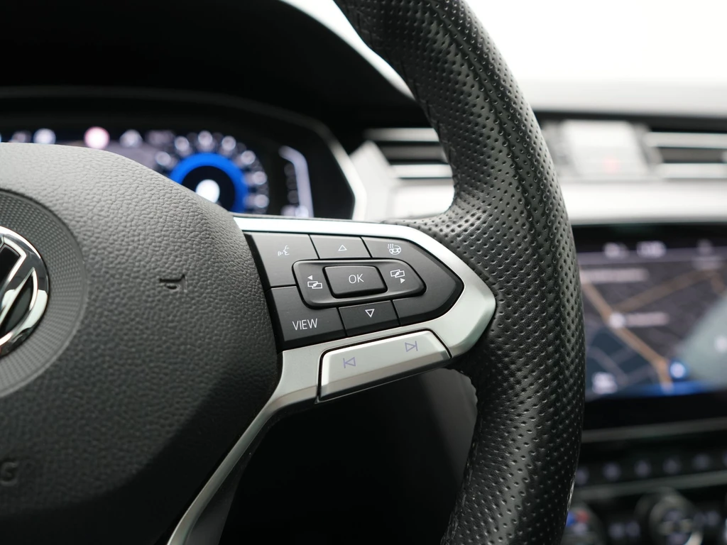 Volkswagen Passat – foto 36