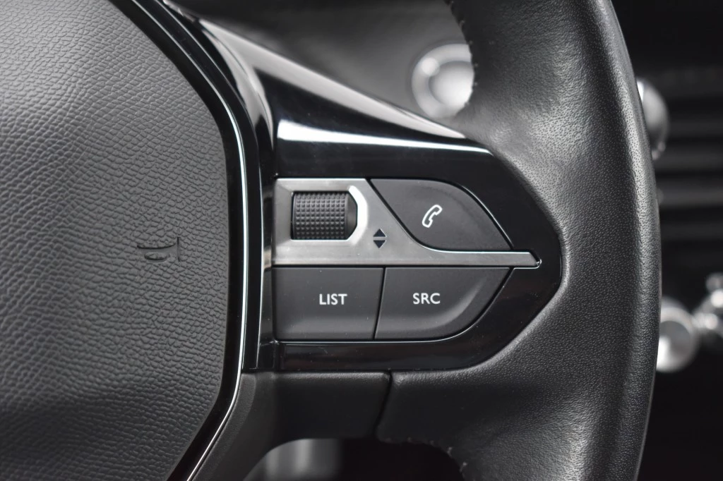 Peugeot 208 – foto 22