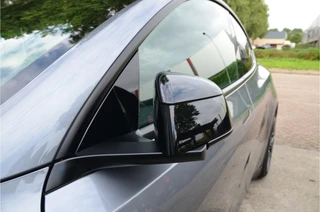 Tesla Model Y – thumbnail 32