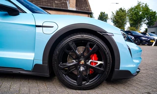 Porsche Taycan – thumbnail 23