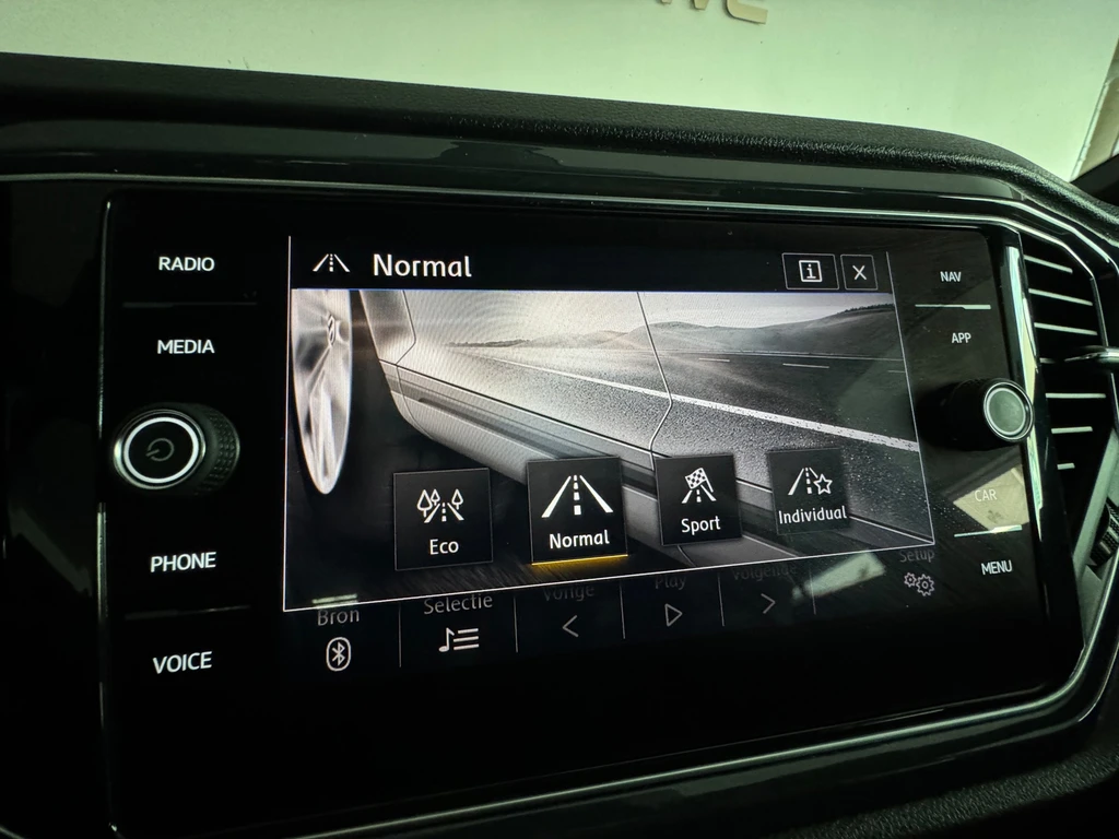 Volkswagen T-Roc – foto 19