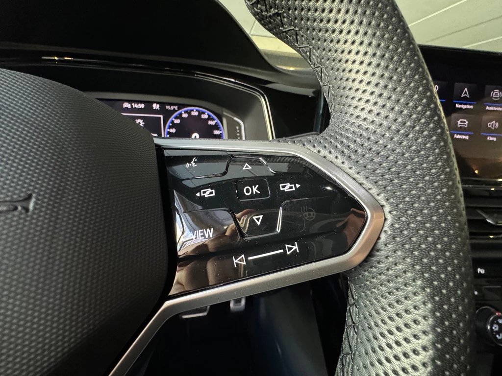 Volkswagen T-Roc – foto 13
