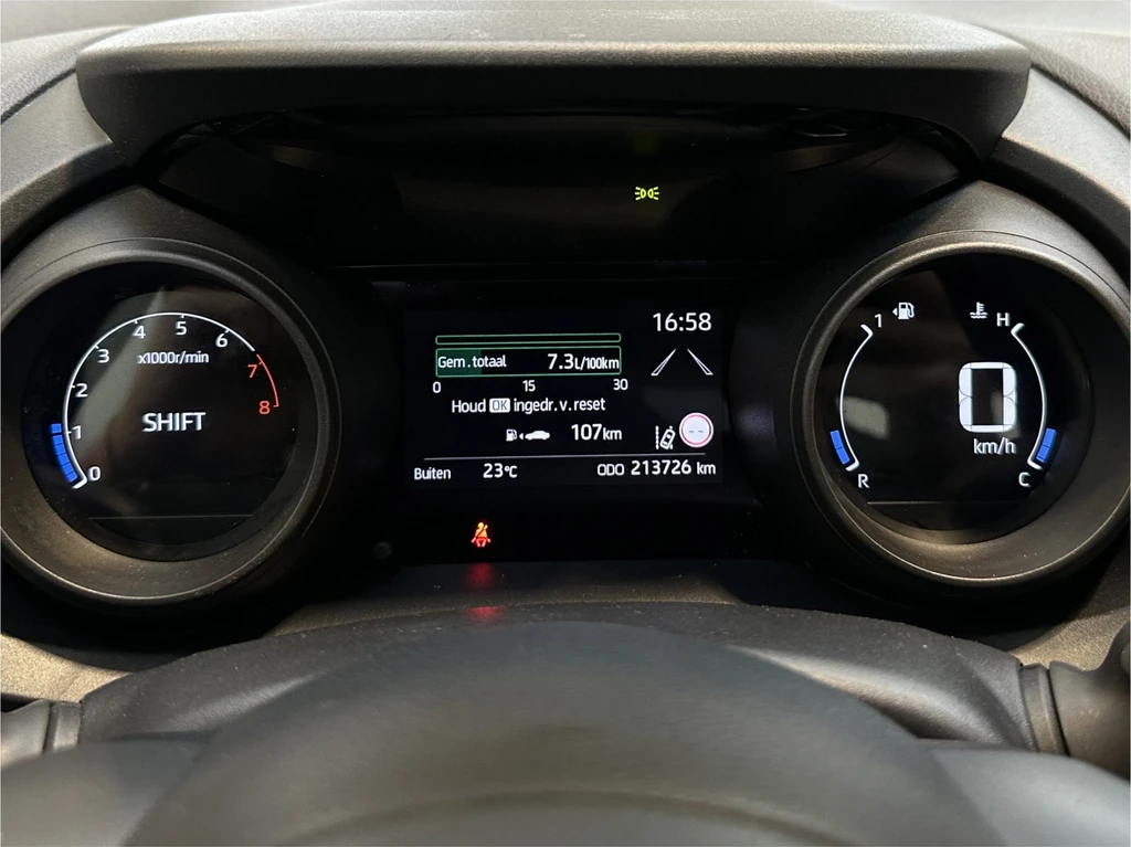 Toyota Yaris – foto 8