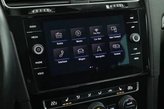 Volkswagen Golf – thumbnail 23
