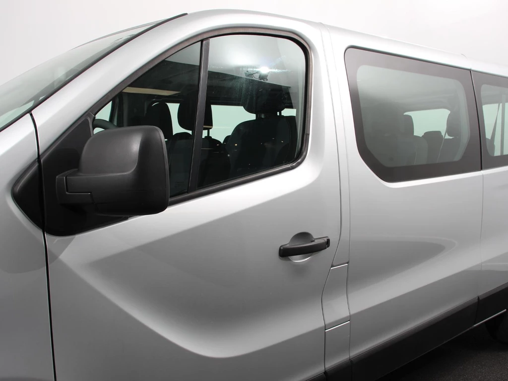 Opel Vivaro – foto 28