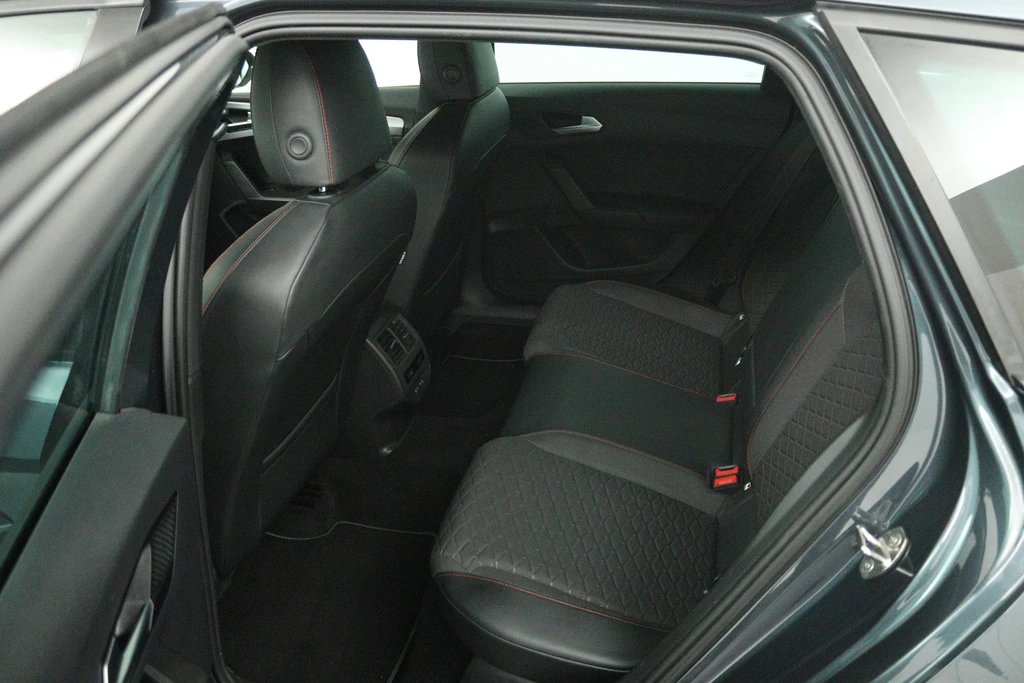 SEAT Leon – foto 11