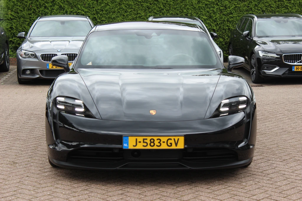 Porsche Taycan – foto 7