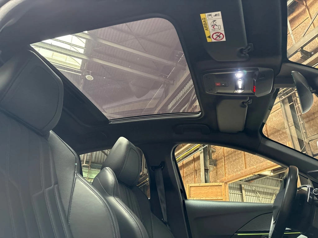 Peugeot 208 – foto 6