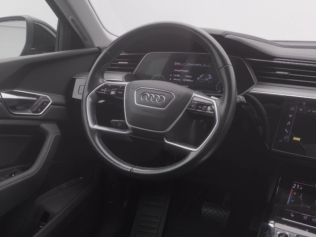 Audi e-tron – foto 24