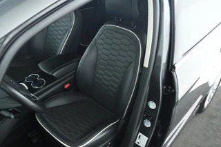 Ford S-Max – thumbnail 23